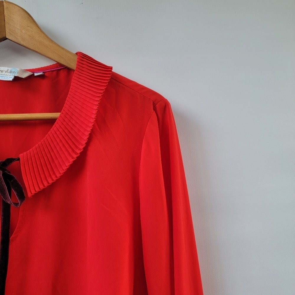 Boden Red Frieda Pleated Peter Pan Collar Velvet Neck Tie Bow Blouse Size 12 - Picture 10 of 16